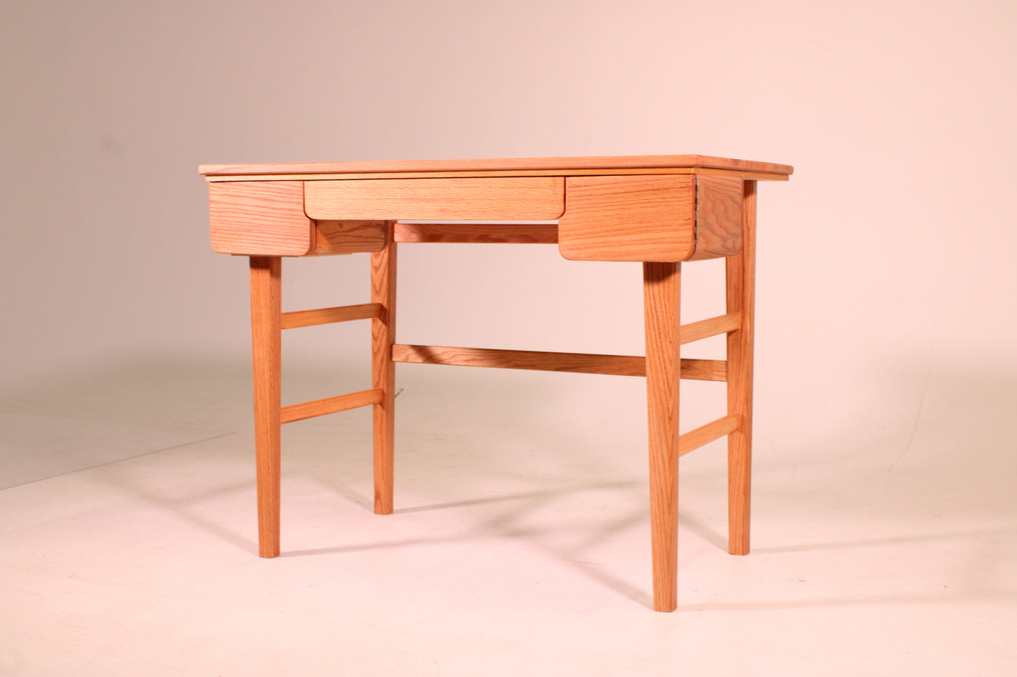 Desk 01